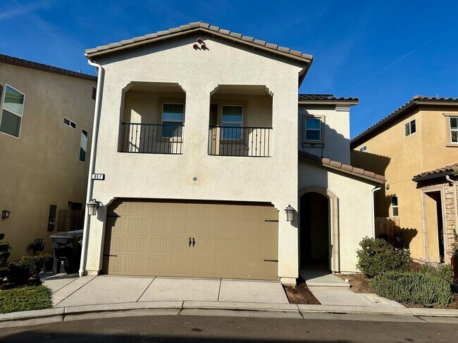 Foto del edificio - Newly Built 3/2.5 Bonadelle Home in Riverstone Community