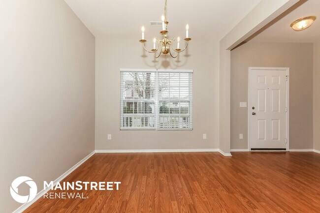 Foto del edificio - 3509 Charterhall Ln