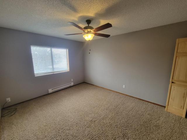 Building Photo - 3 bedroom in Billings MT 59102