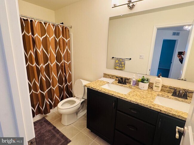 Foto del edificio - 309 THALES Dr