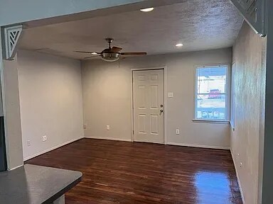 Foto del edificio - 3528 Eastridge Dr