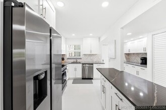 Building Photo - 1030 Sugar Sands Blvd