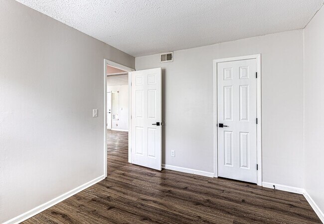Interior Photo - The Brooks at 808
