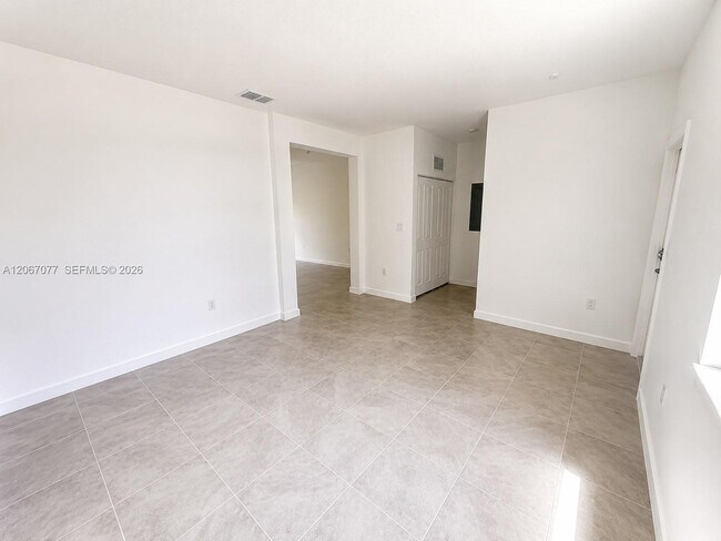 Foto del edificio - 2608 SE 25th Ct