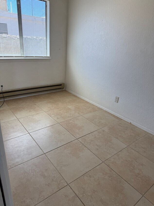 Foto del edificio - Plain