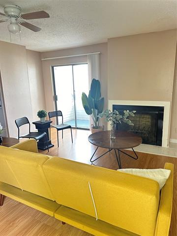 Primary Photo - 7431 Holly Hill Dr