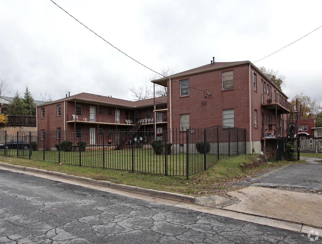 Building Photo - 141 Grape St NE