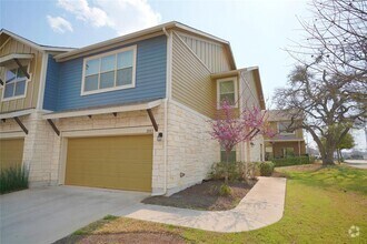 Building Photo - 516 E Slaughter Ln