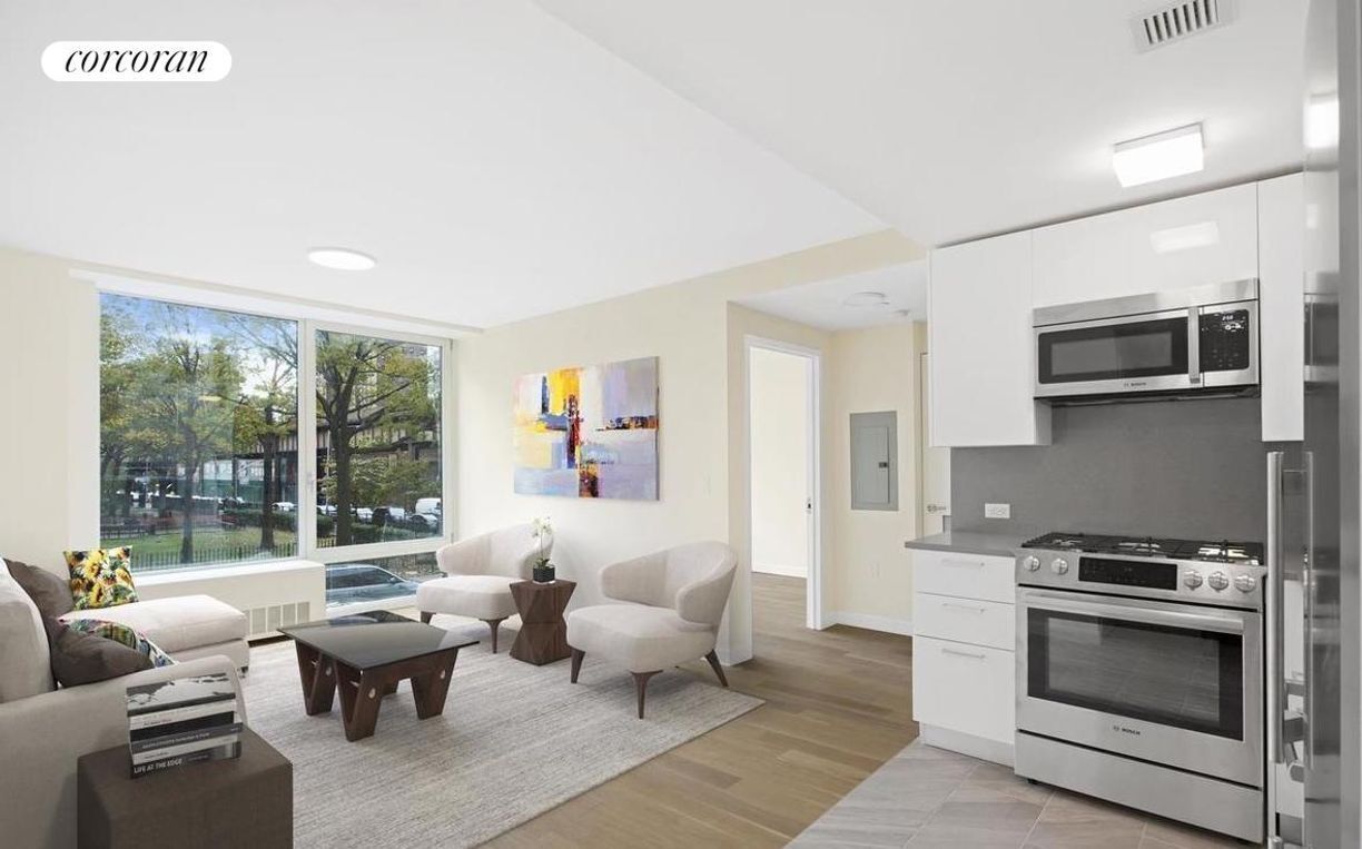 Foto principal - 111 E 115th St