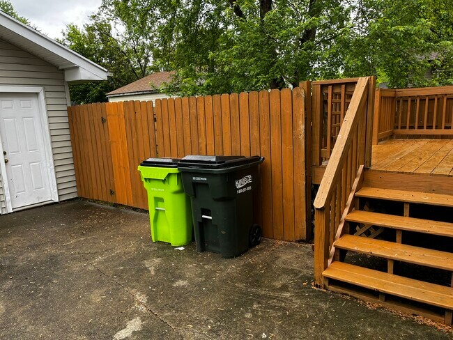 Foto del edificio - 233 Superior St