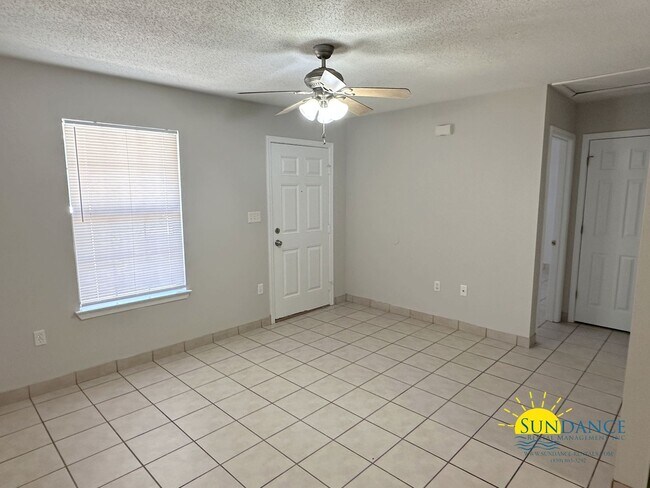 Foto del edificio - 2280 Jeannie St