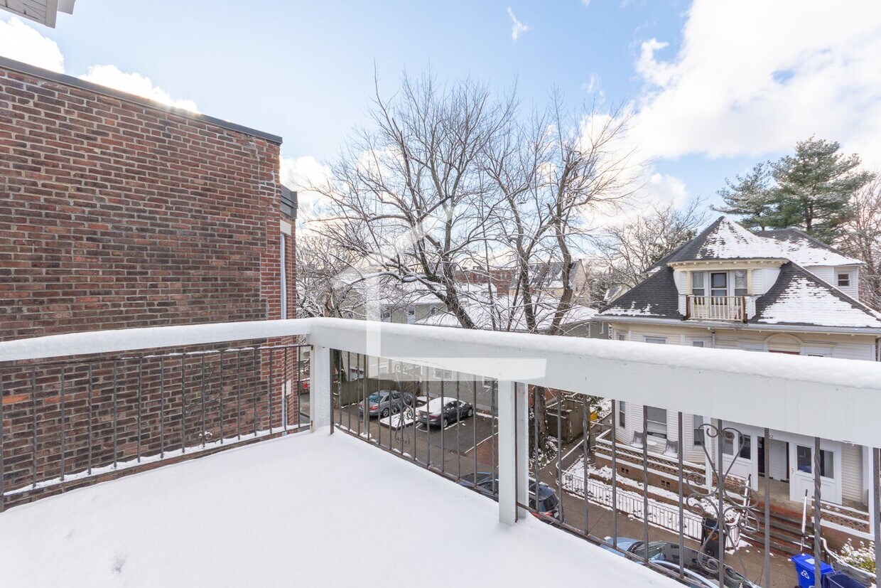 Foto del edificio - Unique BU Apartment