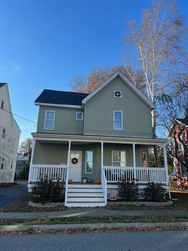 Primary Photo - 3 Bedroom House For Rent - Walden NY