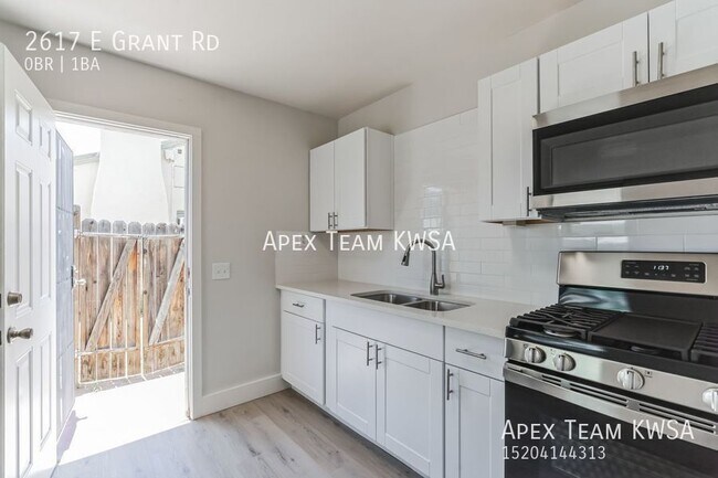 Foto del edificio - 2617 E Grant Rd