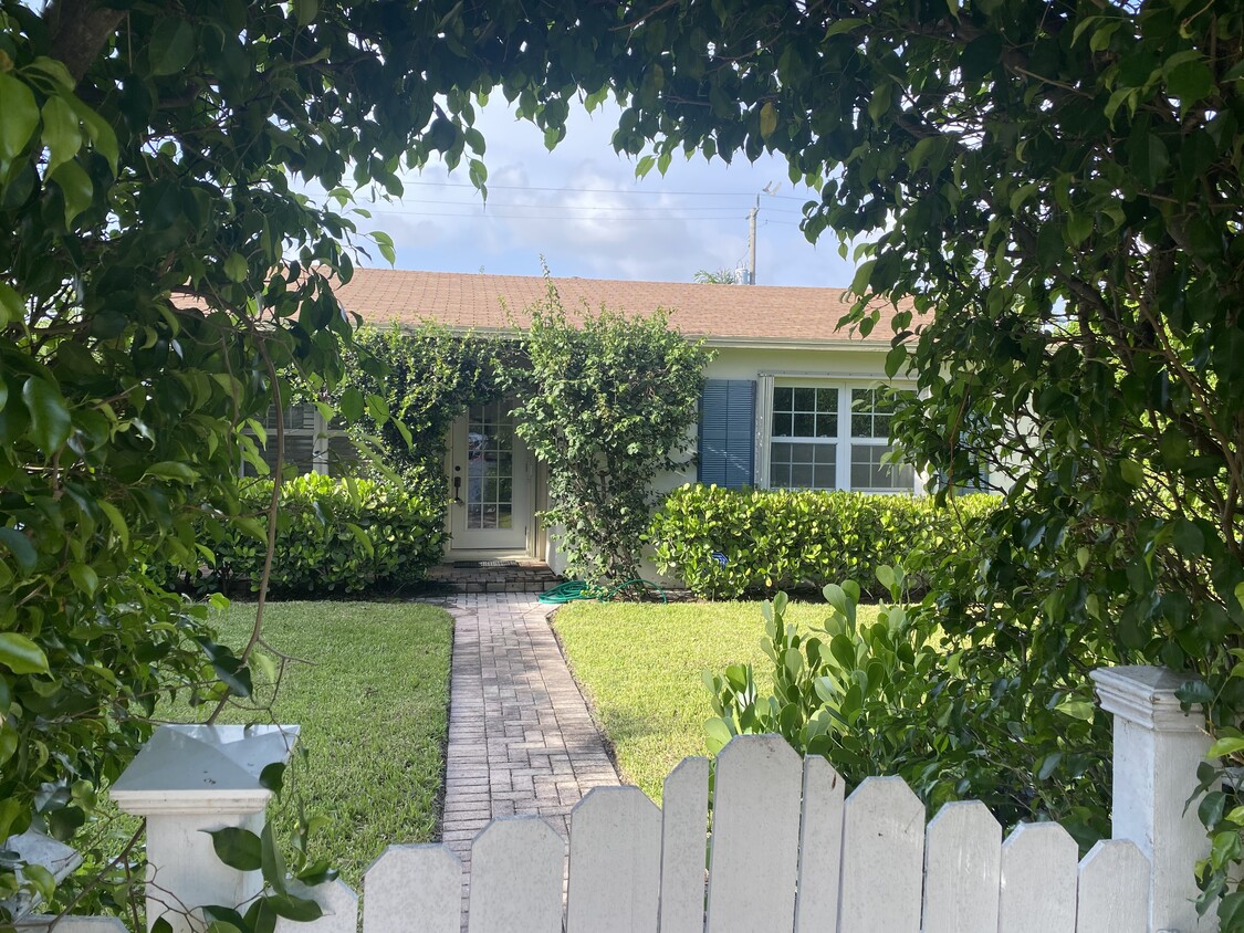 339 Puritan Rd, West Palm Beach, FL 33405 House Rental in West Palm