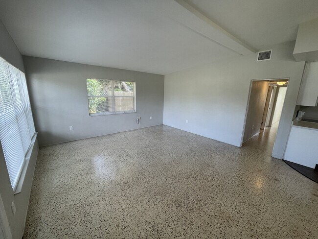 Foto del edificio - Desirable location in Melbourne FL