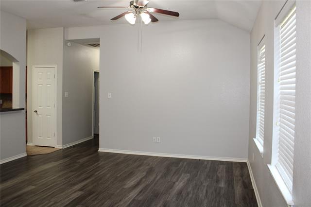 Foto del edificio - 1261 Redman Ave