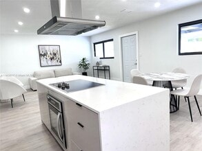 Building Photo - 2421 N 56th Terrace