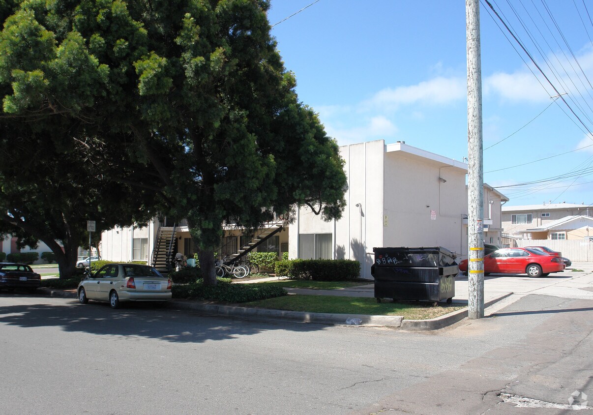 Foto del edificio - 4452 Dawes St