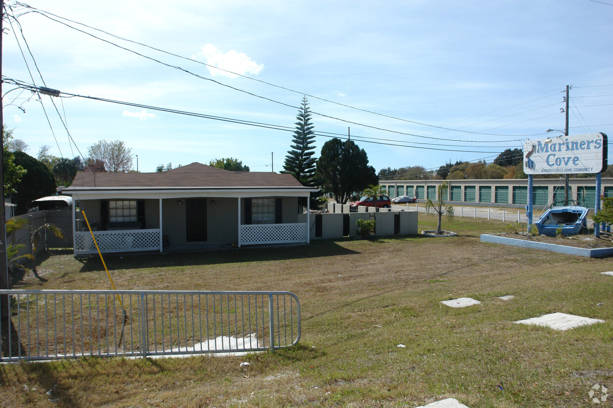 Building Photo - Mariners Cove Mobil Home Park