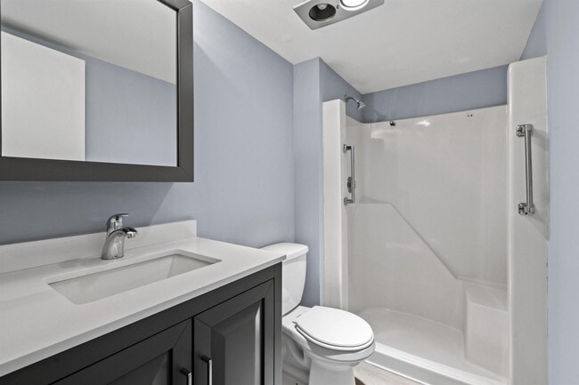 Foto del edificio - 183 Lake Carol Dr