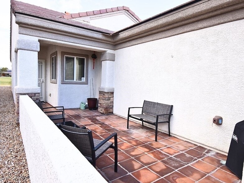 Primary Photo - 7709 Island Rail Dr