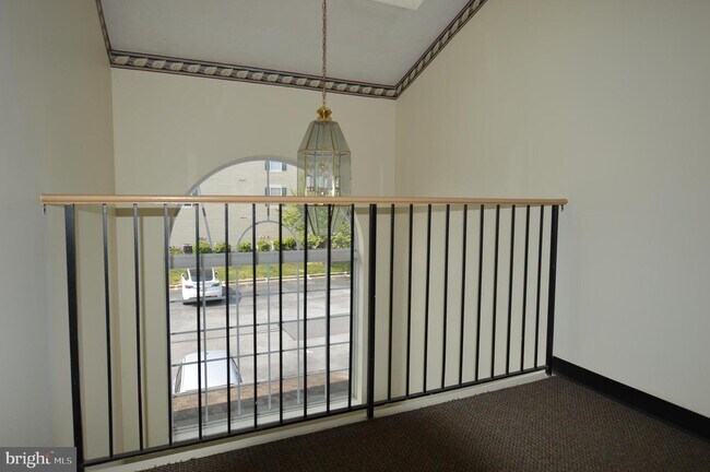 Building Photo - 6501 Springwater Ct