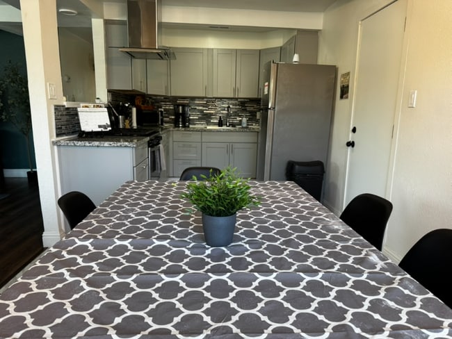 Foto del edificio - 2120 Kinsington St