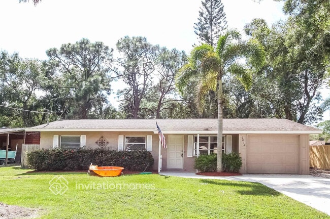 Building Photo - 2014 Cambridge Dr
