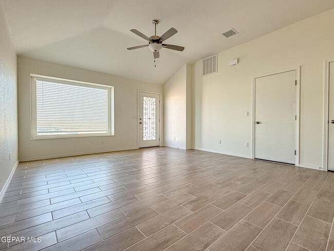 Foto del edificio - 14338 Kayla Mia Dr