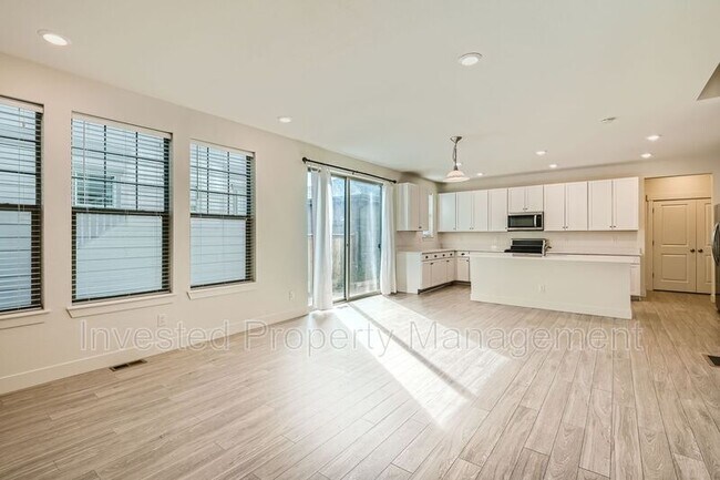 Foto del edificio - 5837 Alton St