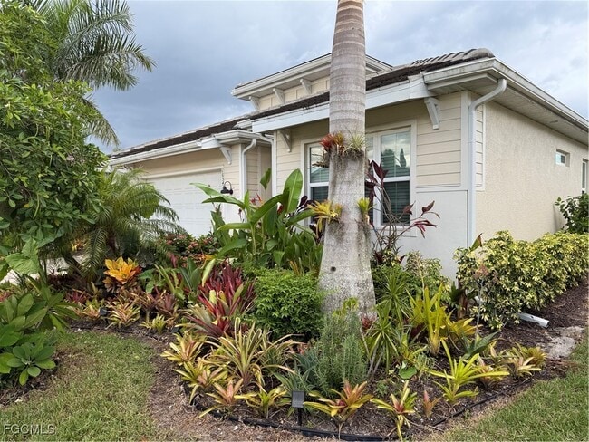 Building Photo - 16542 Crescent Beach Way