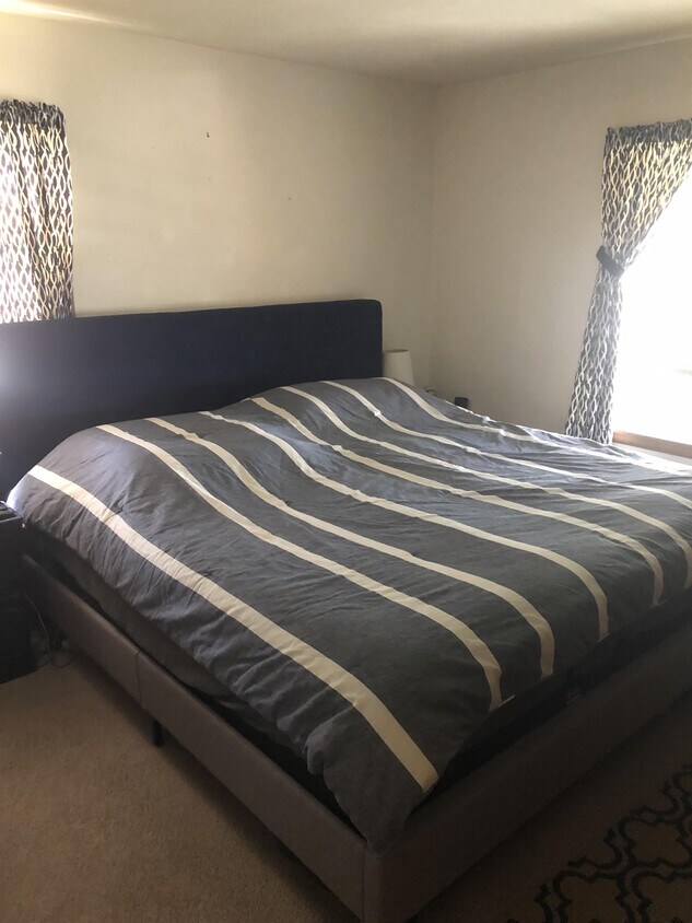 215 N 11th St, Oostburg, WI 53070 House Rental in Oostburg, WI