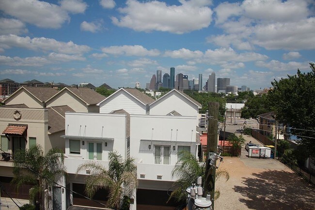 Building Photo - 1010 Rosine St