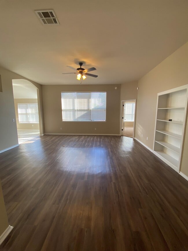 Foto del edificio - 2612 NW 164th Terrace