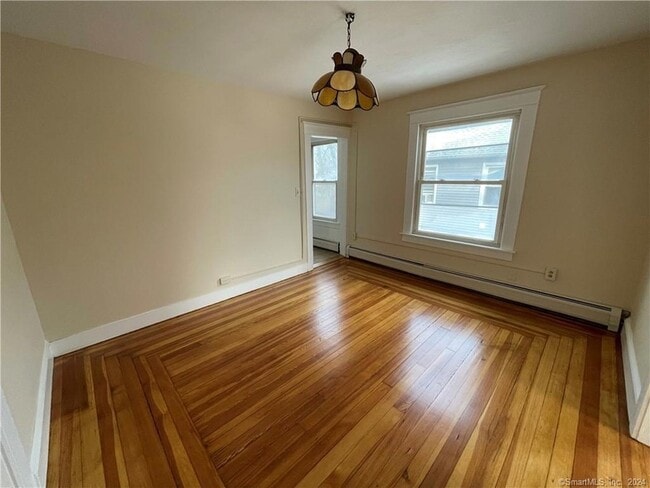 Building Photo - 96 Gridley St