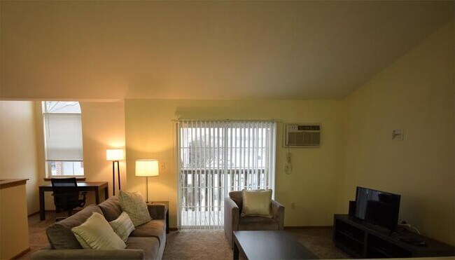 Foto del edificio - 2 Bed/1 Bath