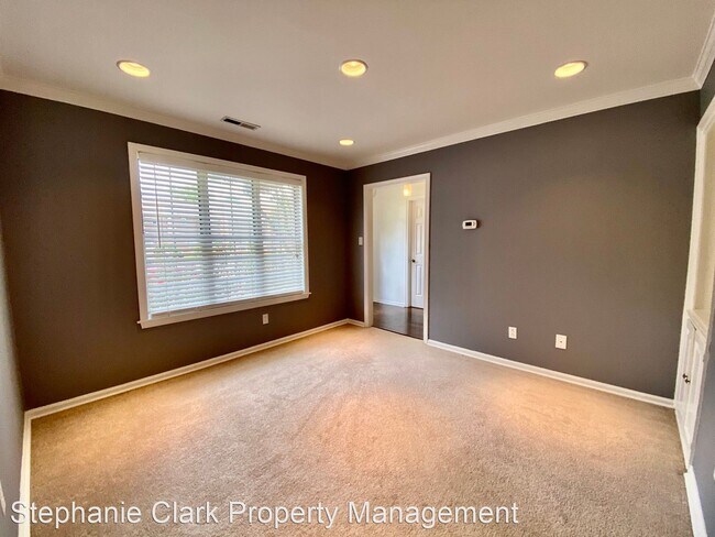 Building Photo - 3 br, 2.5 bath House - 934 Ewell Road