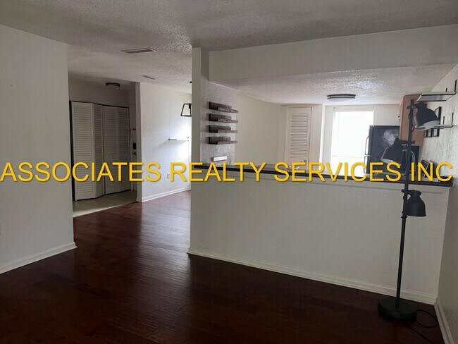 Foto del edificio - Spacious 2bed/2bath Condo in CREEK’S EDGE ...