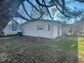 Building Photo - 1007 W Harvard St