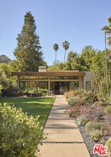 Building Photo - 1418 Bonnell Dr