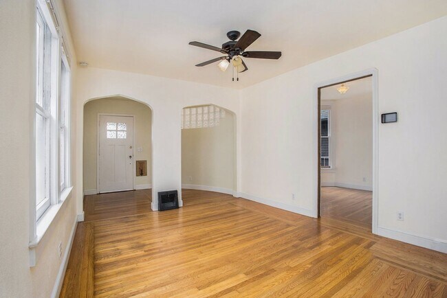 Foto del edificio - 871 Oak St