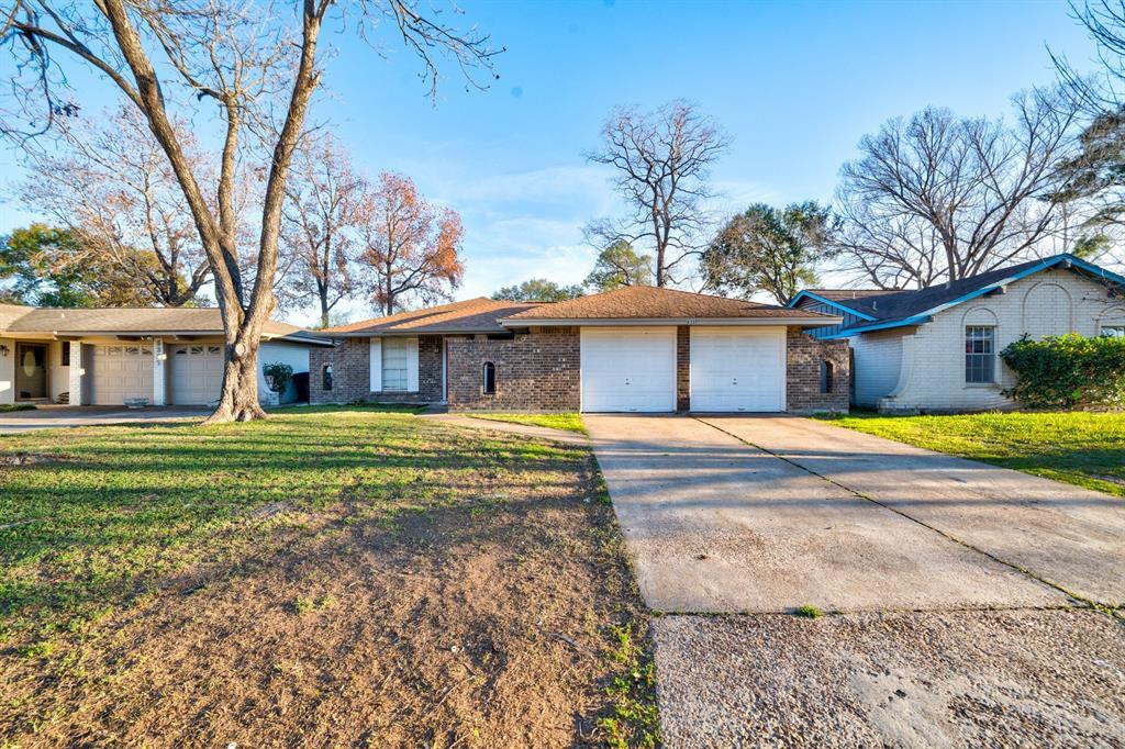 6331 Oaknut Dr Houston, TX 77088 Alquileres en Houston, TX