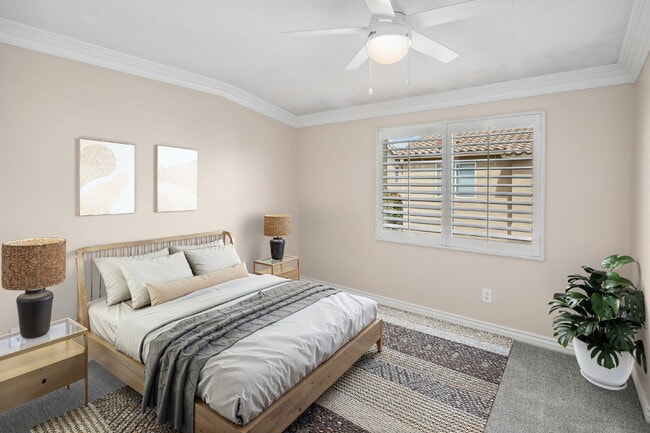 Building Photo - Stunning Corner Unit with Mountain Views & Prime Location!