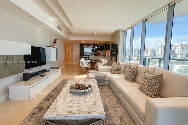 Foto del edificio - 17001 Collins Ave