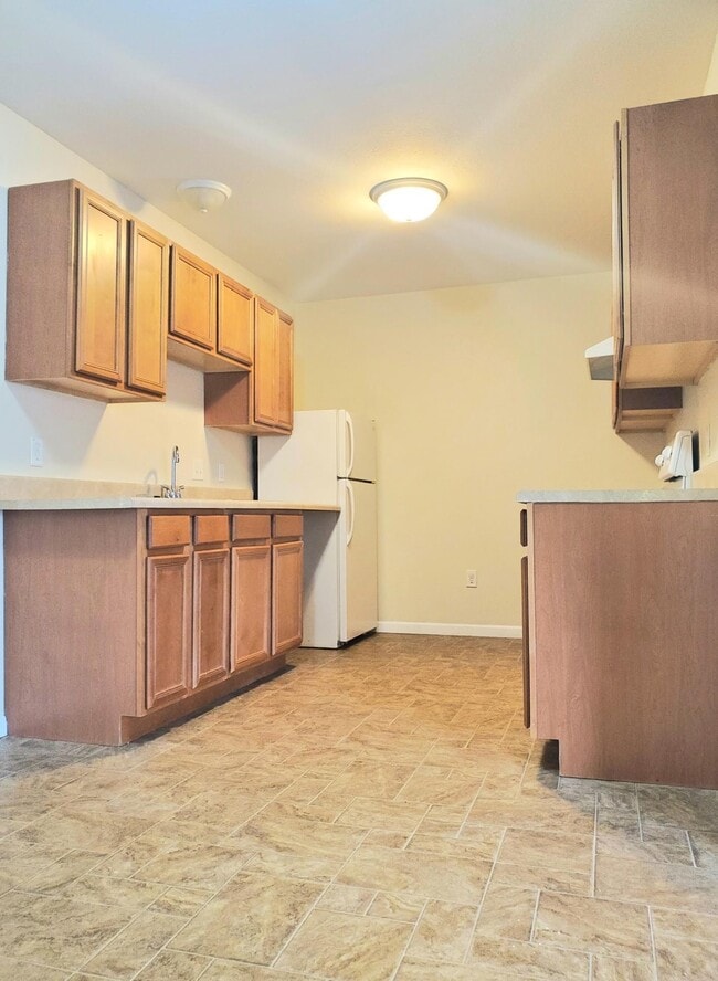 6201 Garden Rd Unit B21, Maumee, OH 43537 Condo for Rent in Maumee