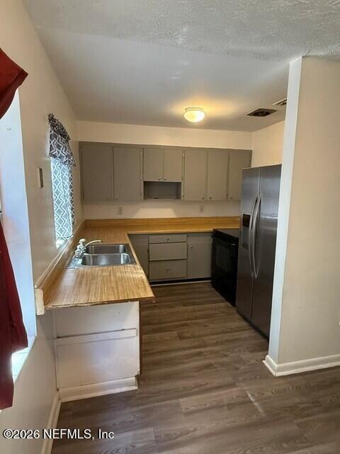 Foto del edificio - 9131 Jefferson Ave