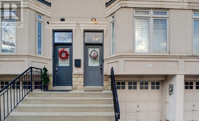 Photo du bâtiment - 2351 Lakeshore Rd W