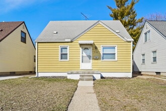 Building Photo - 2158 Champaign Rd