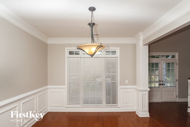 Foto del edificio - 274 Riverwood Way
